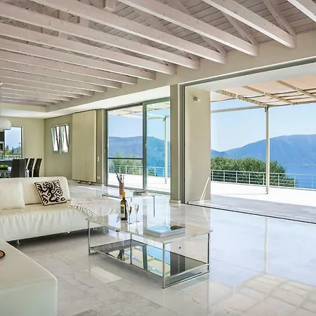Aloni - Contemporary With Private Pool & Sea Views, Fiskardo Villa *