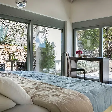 Villa Aloni - Contemporary With Private Pool & Sea Views, Fiskardo Matsoukata